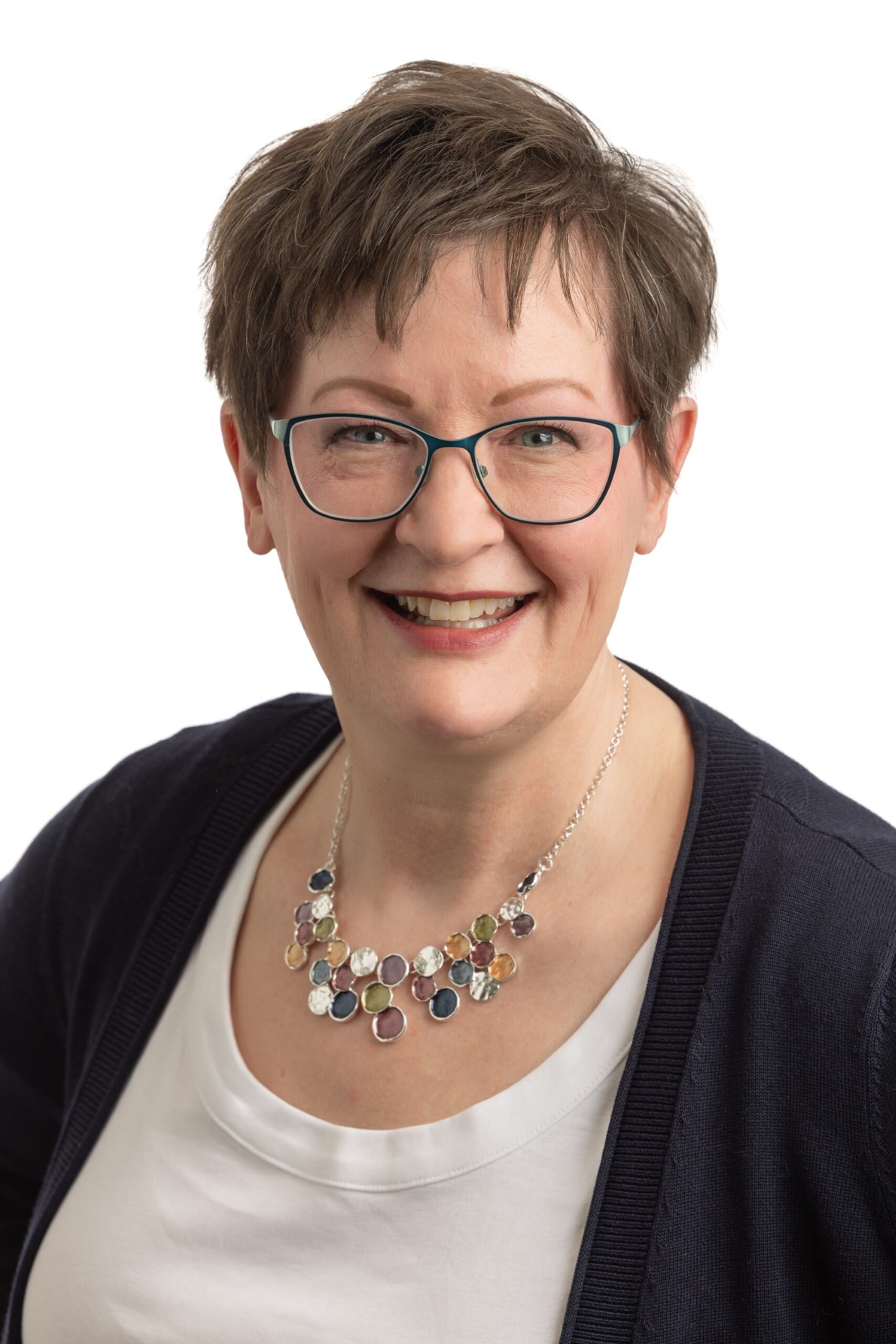 Nadine Sisk Headshot