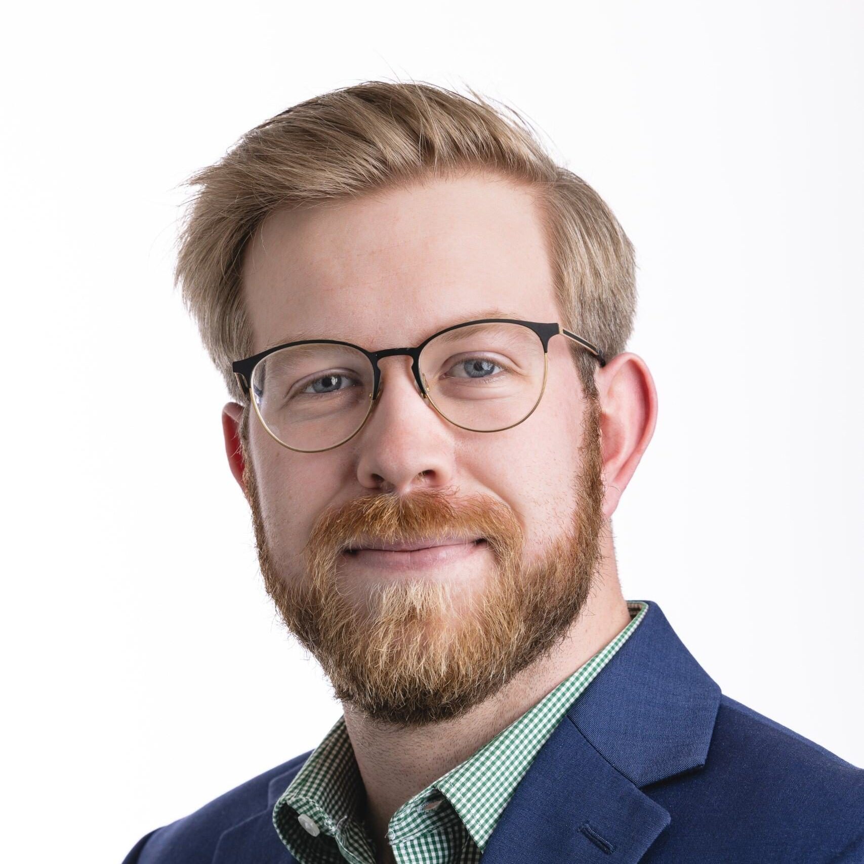 Robert Larsen Headshot