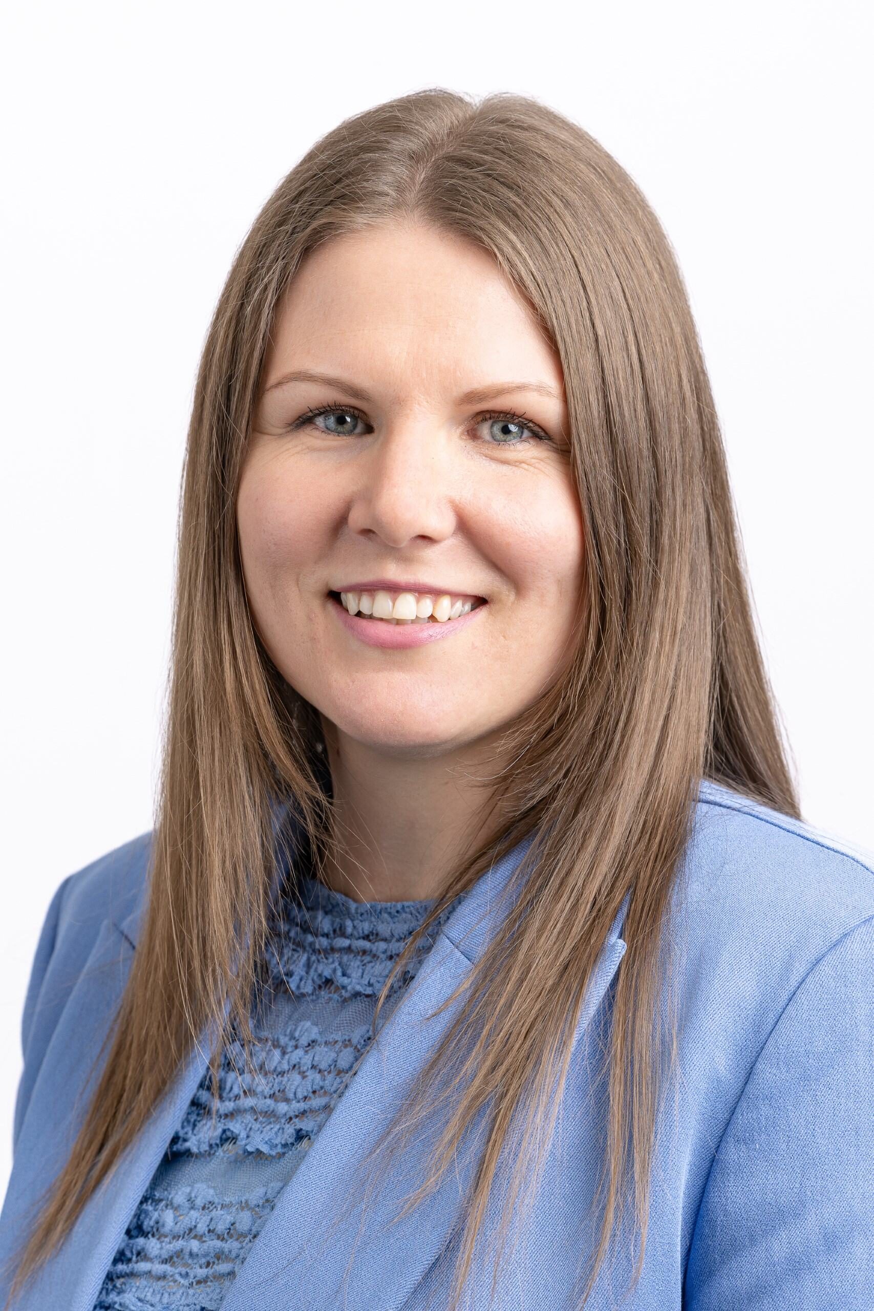 Crystal Schuder Headshot