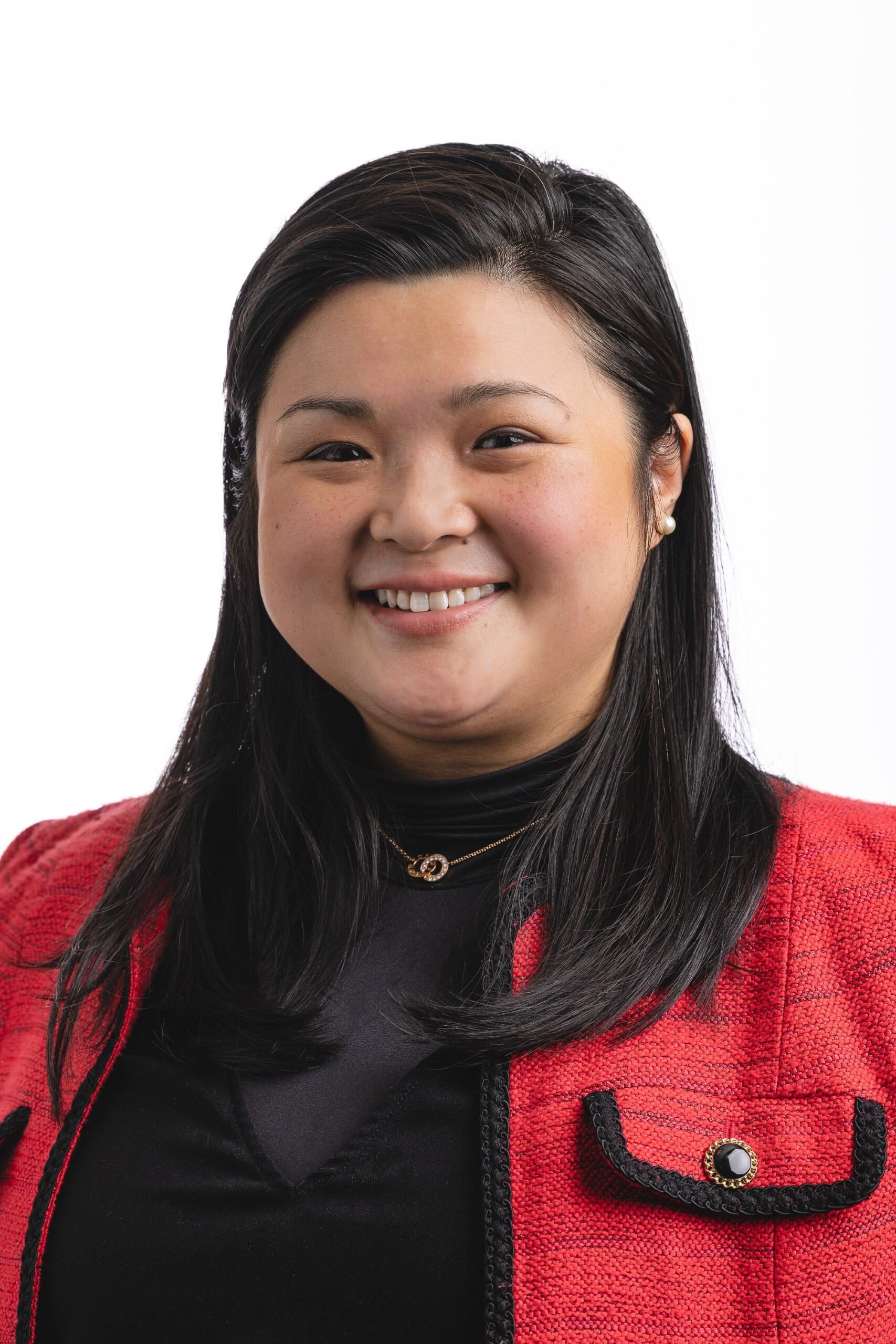 Danielle Chu Headshot